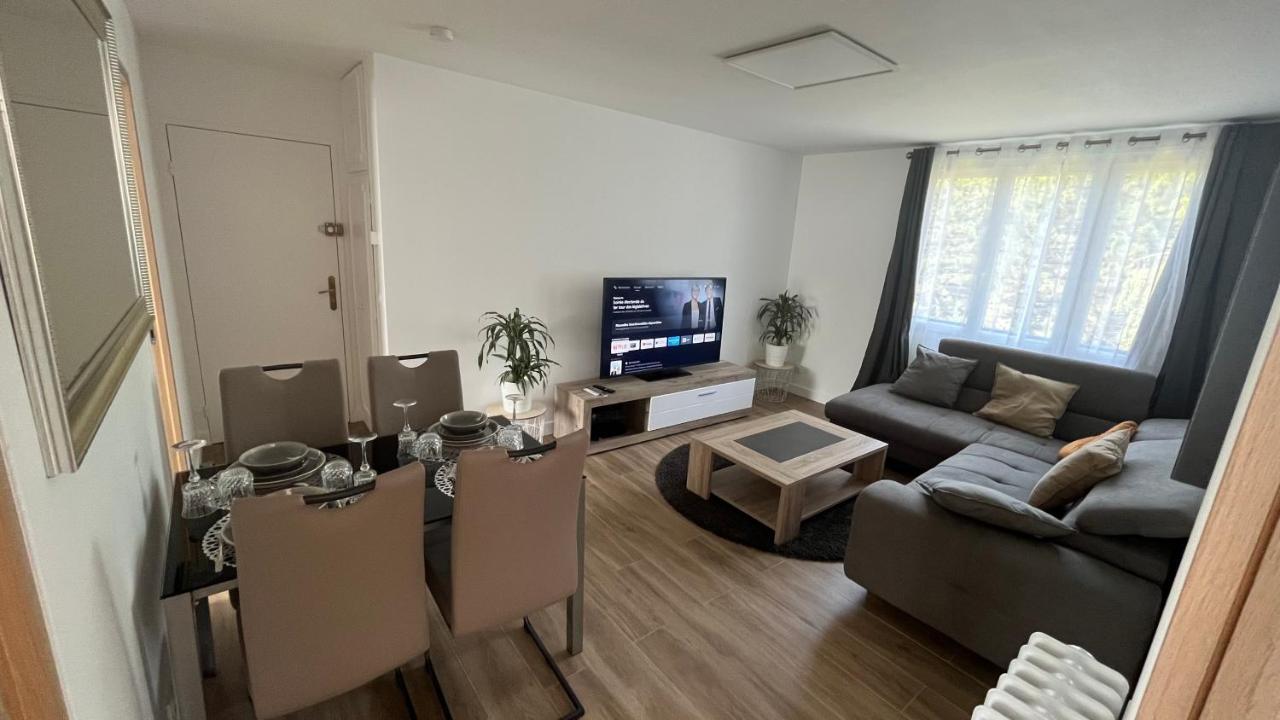 Appartement Spacieux Clichy-sous-Bois Zewnętrze zdjęcie